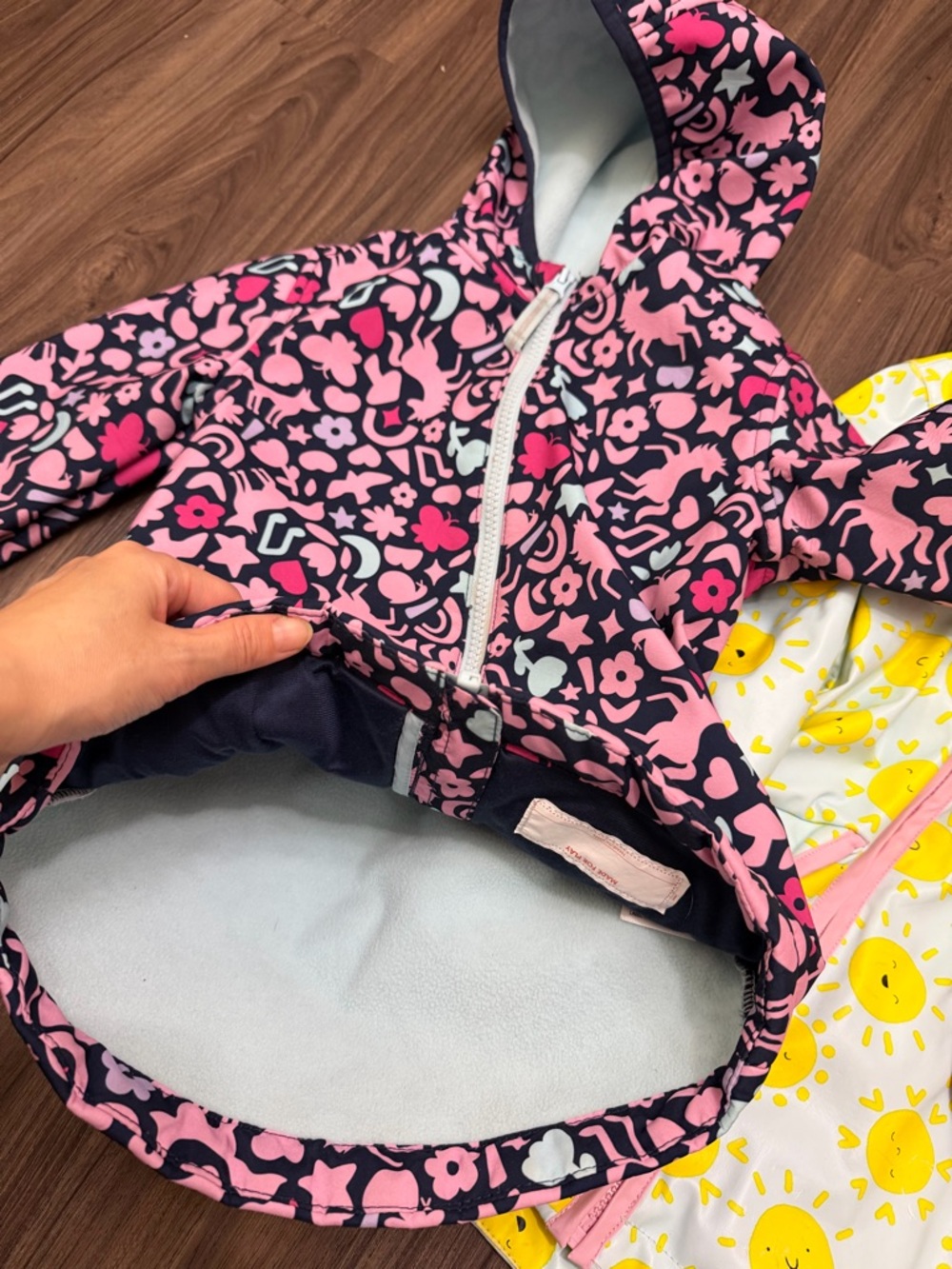 2 of Cat & Jack girl sz 5 Yellow Sun Hooded Raincoat with Pink Trim - Picture 8 of 10